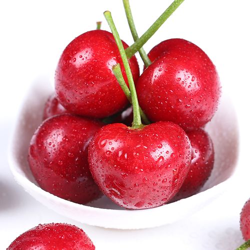 Fresh cherry