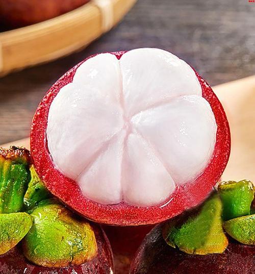 Fresh Mangosteen